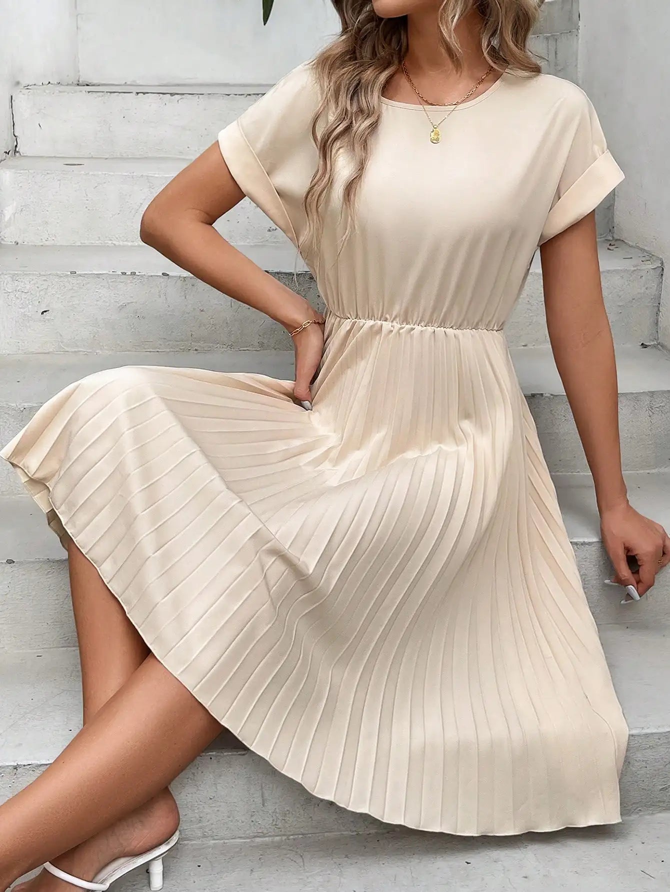 women Cross border European and American fashionable and elegant ruffled sleeve pleated dress