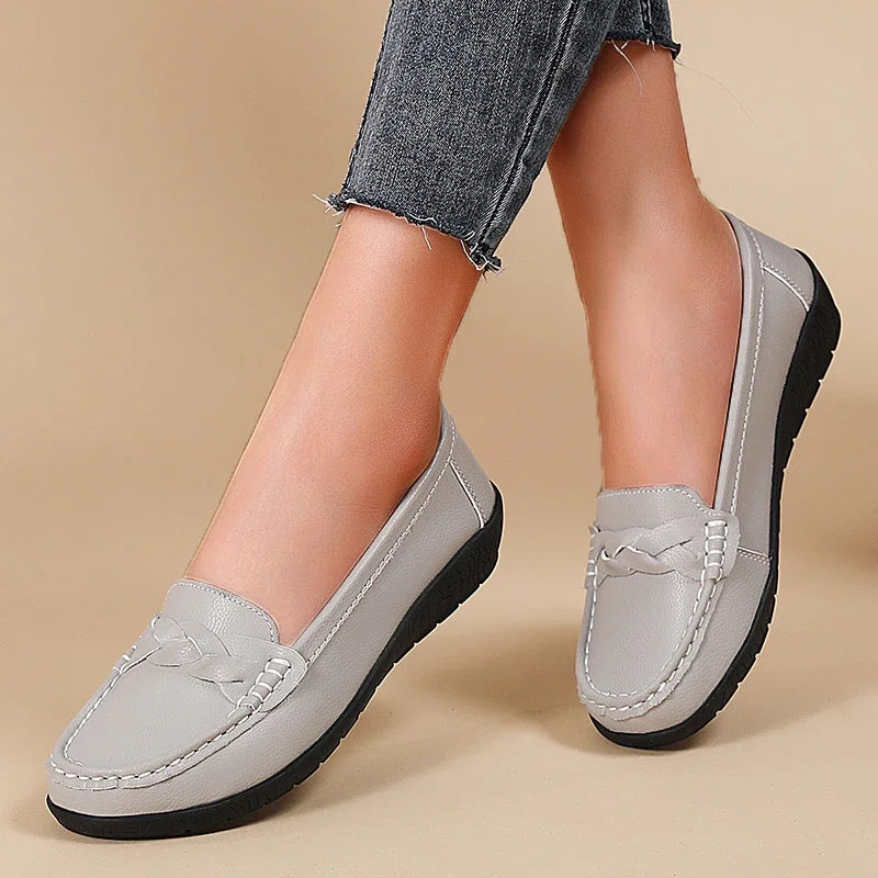 Women Flats Wedge Leather Fashion Comfortable Shoes Slip On Nurse Shoes Moccasins Outdoor  Big Size 35-44
