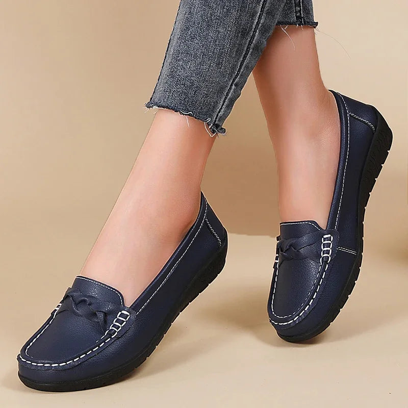 Women Flats Wedge Leather Fashion Comfortable Shoes Slip On Nurse Shoes Moccasins Outdoor  Big Size 35-44