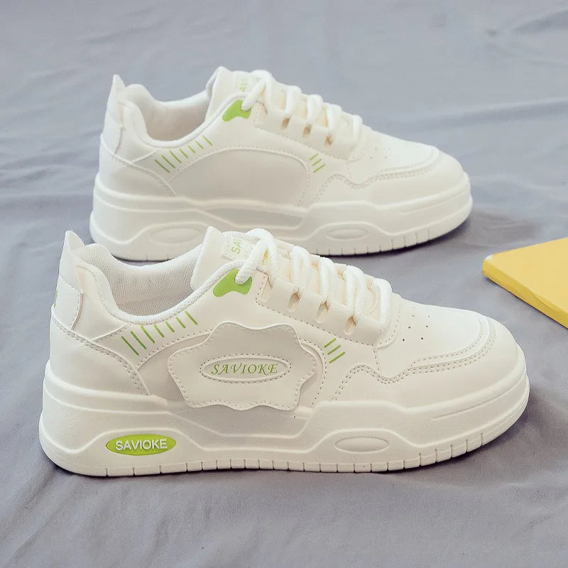 Autumn New White Shoes for Women, Fashionable and Versatile Casual Sports Shoes, Thick Soled Board Shoes