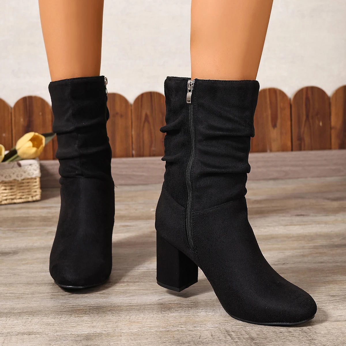 Women elegant Pleated booties, high heels, thick heels, suede, one-foot wide boots, fashionable spring, autumn, and winter boot