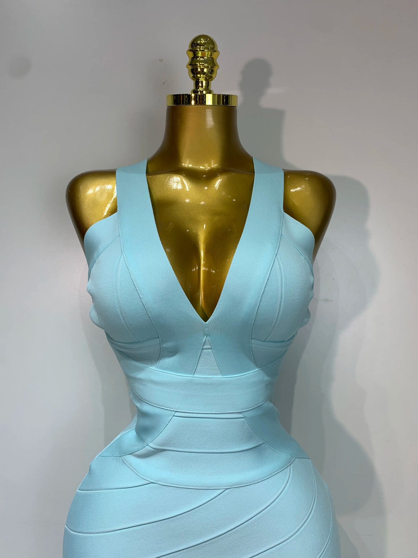 Women Sleeveless Sexy V-neck Tassel Bodycon Bandage Celebrity Elegant Evening Party High Quality Club Birthday Dress