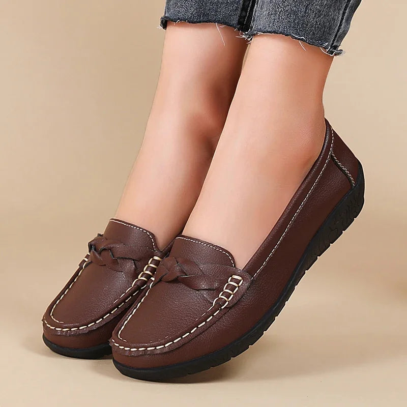 Women Flats Wedge Leather Fashion Comfortable Shoes Slip On Nurse Shoes Moccasins Outdoor  Big Size 35-44