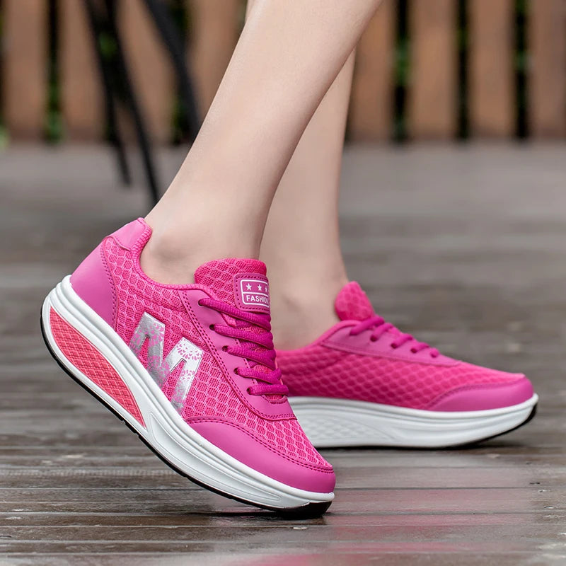 Women Comfortable, fashionable and breathable loafers, casual sports shoes,  height-increasing walking shoes