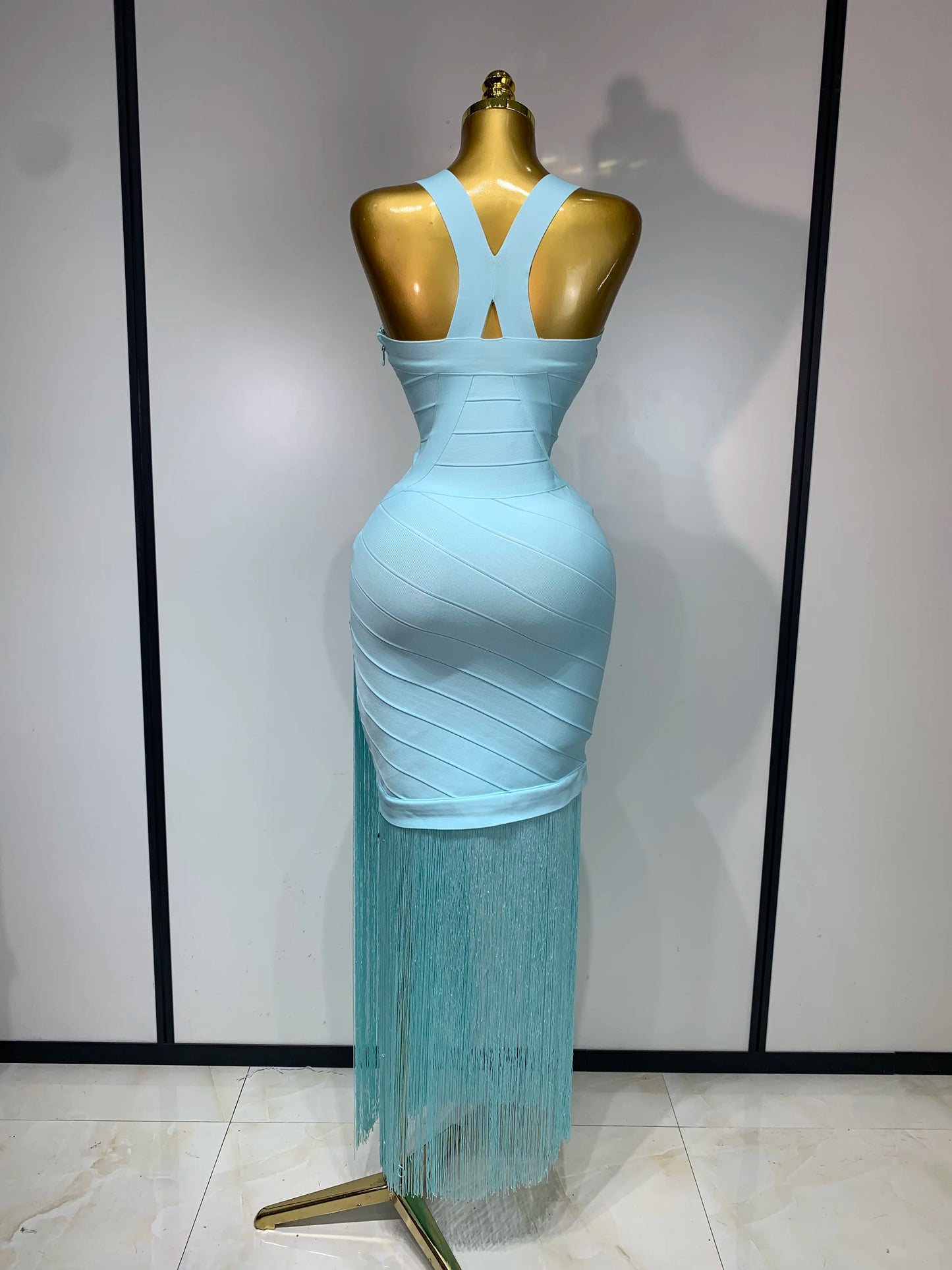 Women Sleeveless Sexy V-neck Tassel Bodycon Bandage Celebrity Elegant Evening Party High Quality Club Birthday Dress
