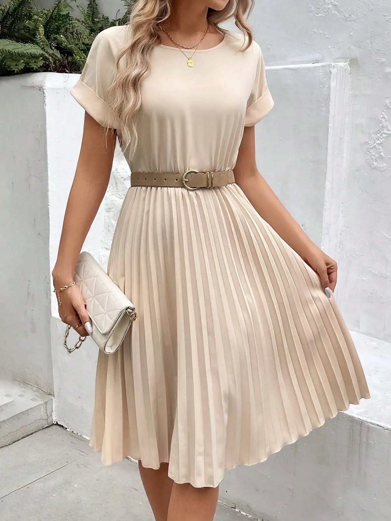 women Cross border European and American fashionable and elegant ruffled sleeve pleated dress